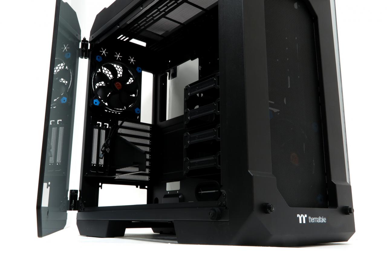 [08/09/2017] Thermaltake View 71 TG: Das vollverglaste Raumwunder im Test (2)