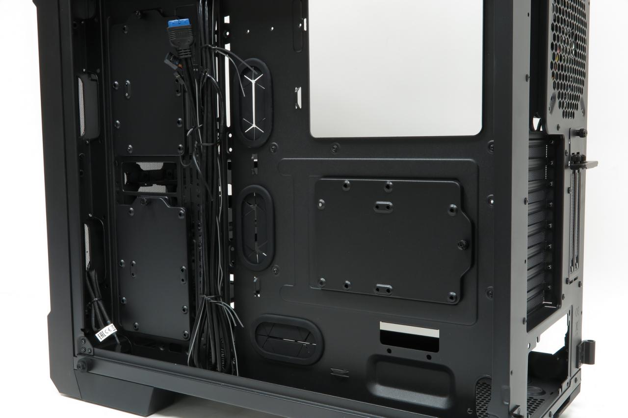 [08/09/2017] Thermaltake View 71 TG: Das vollverglaste Raumwunder im Test (13)