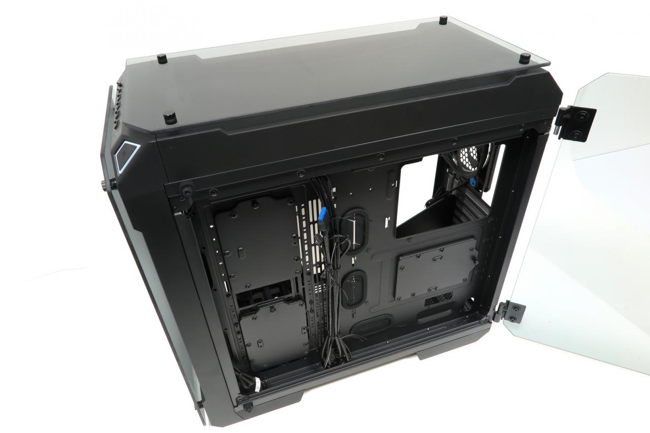 [08/09/2017] Thermaltake View 71 TG: Das vollverglaste Raumwunder im Test (16)