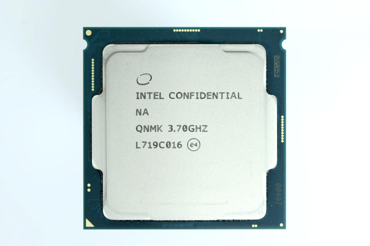 [04/10/2017] Intel Core i7-8700K: Ausführliche Linux-Benchmarks veröffentlicht (1)