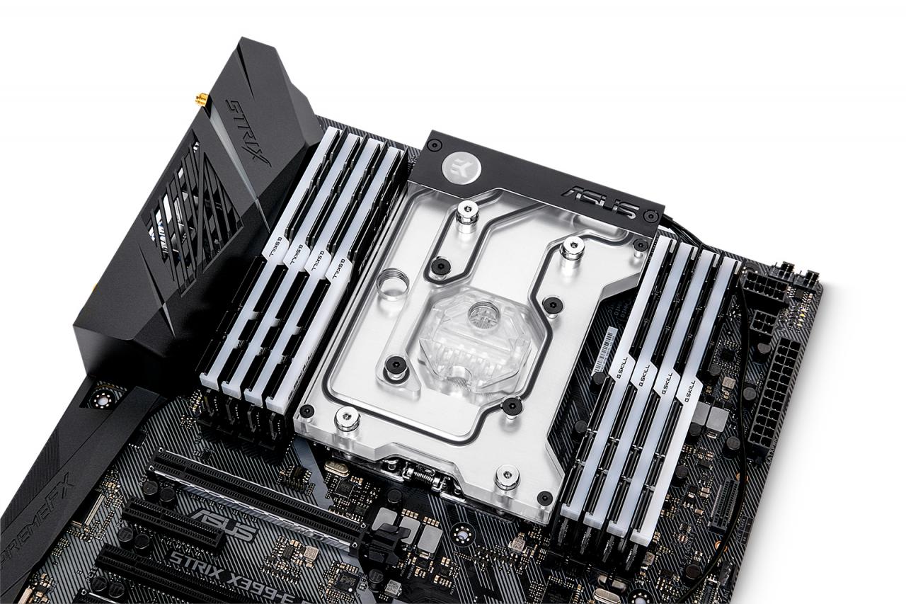 [20/10/2017] AMD Ryzen Threadripper: EKWB kündigt ersten Monoblock für Asus‘ X399-Mainboards an (3)