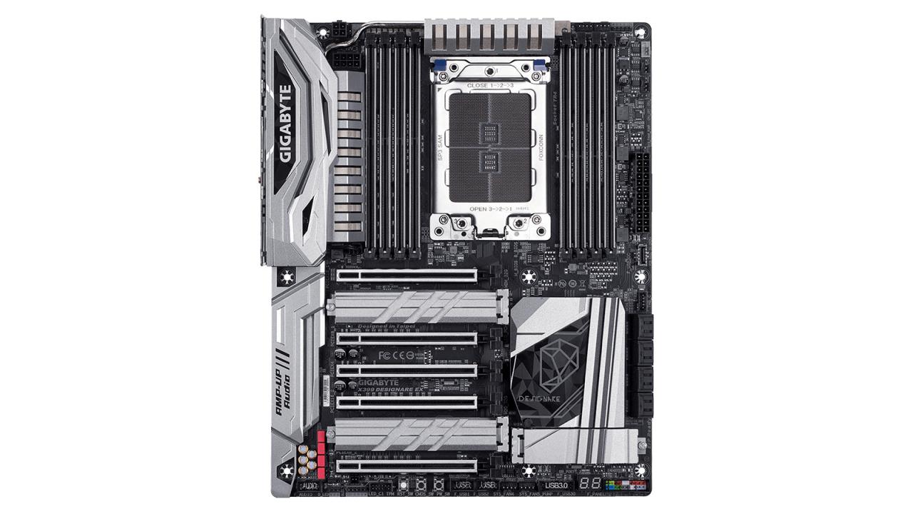 [04/10/2017] Gigabyte X399 Designare Ex 5