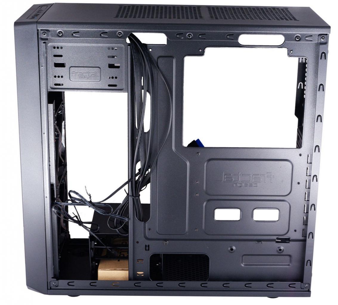 [17/10/2017] Fractal Design Focus G (4)