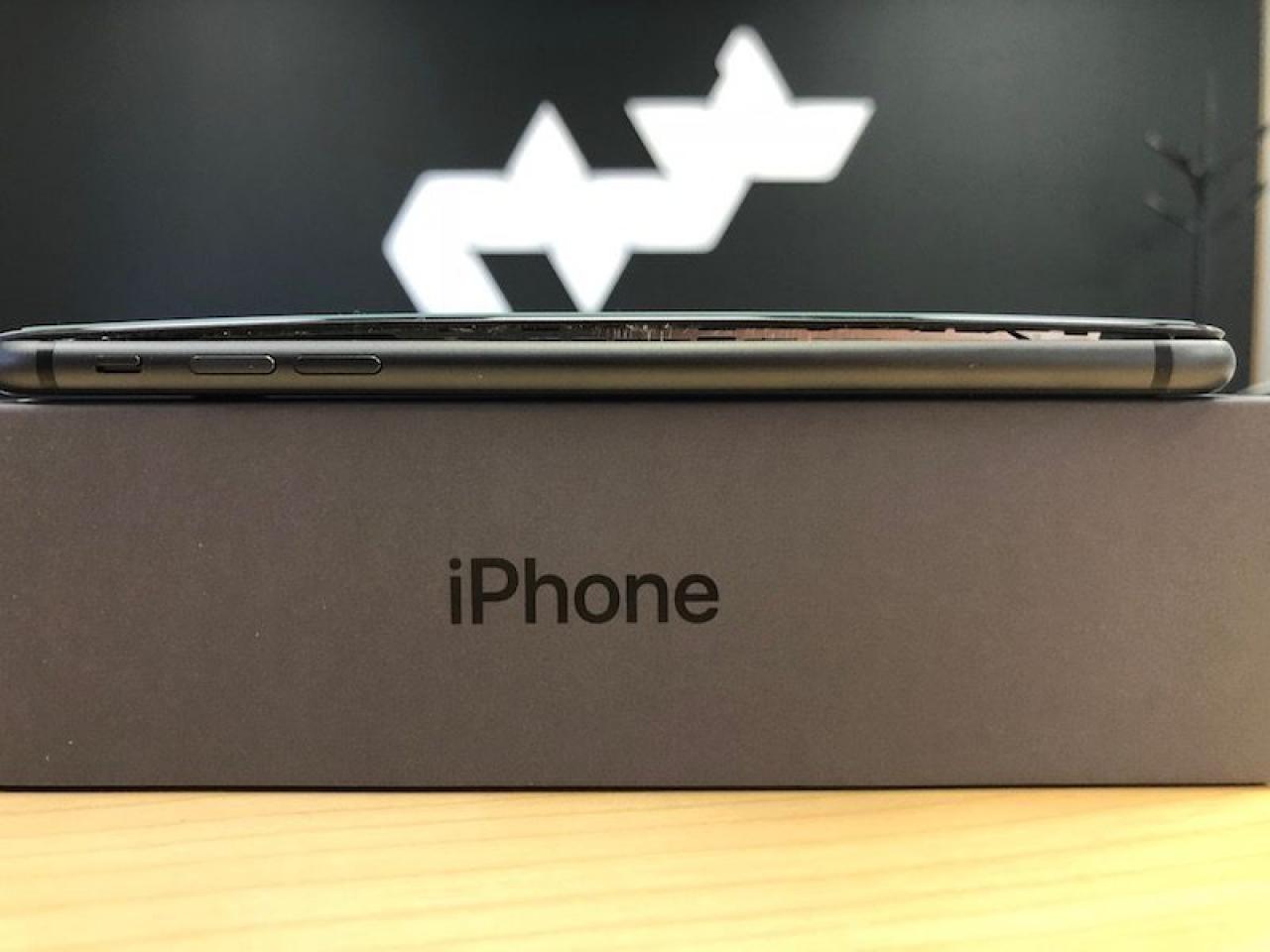[06/10/2017] iPhone 8 Akkus: Fälle von aufgeplatzten Apple-Smartphones häufen sich