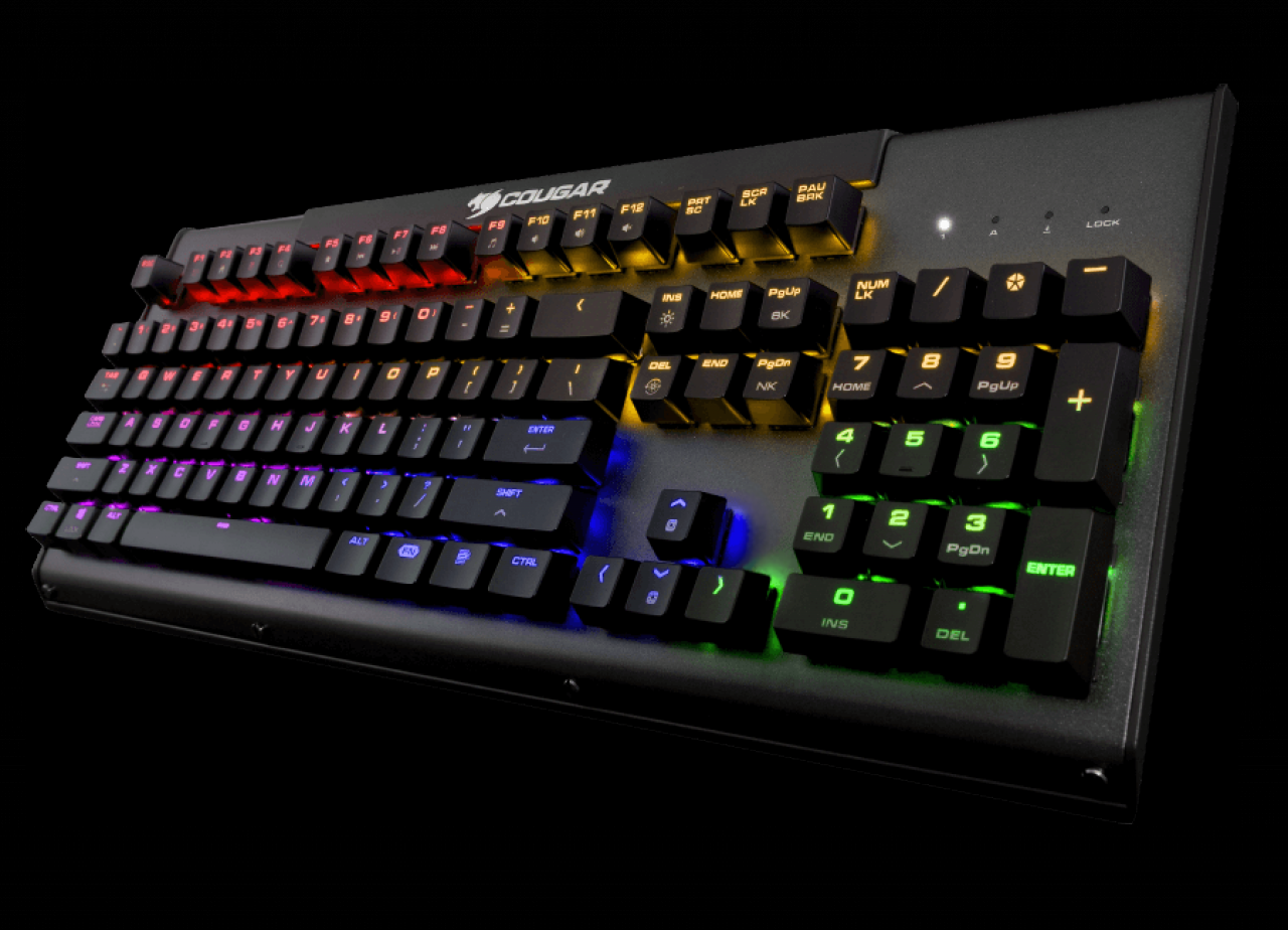 [08/11/2017] Cougar Ultimus RGB 1