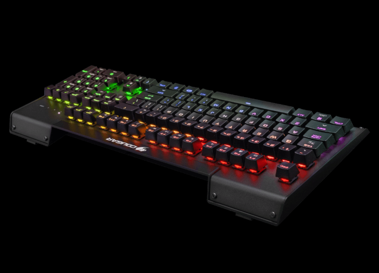 [08/11/2017] Cougar Ultimus RGB 5