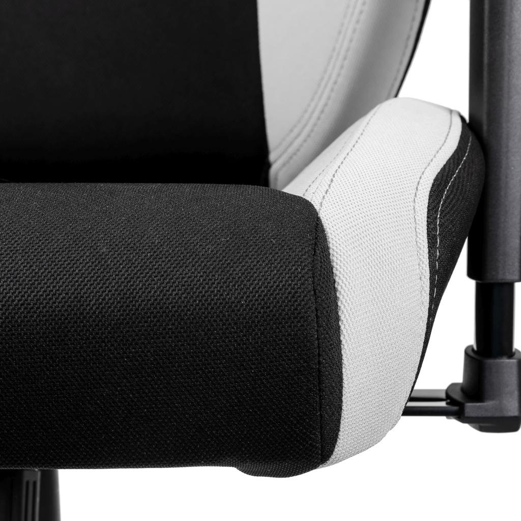 [06/11/2017] Nitro Concepts S300: Gaming-Stühle mit verschiedenen Stofffarben (90)