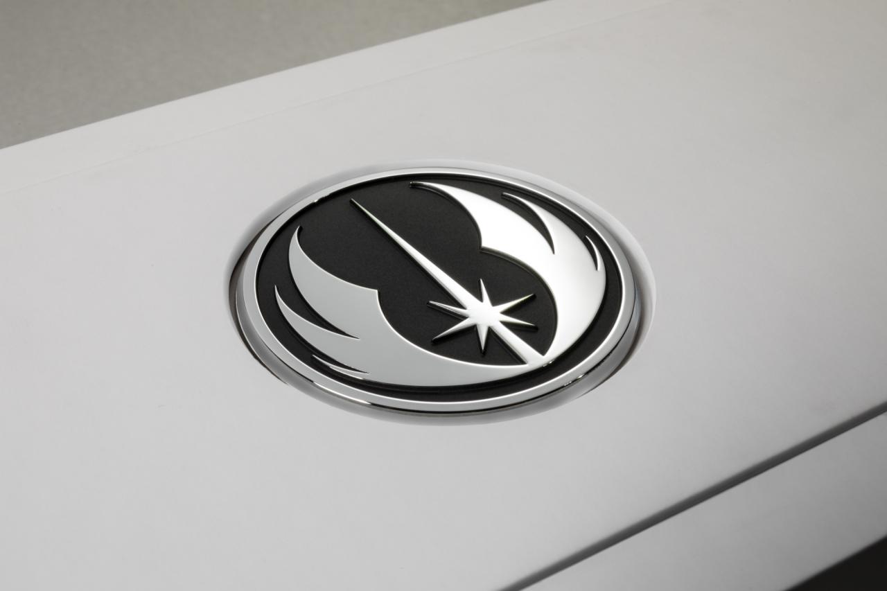 [07/11/2017] Nvidia Titan Xp Collector's Edition The Jedi Order 11