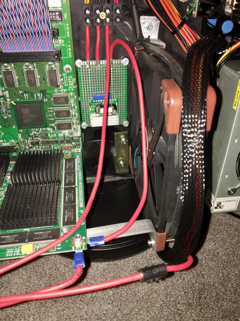 [03/11/2017] Update vom 5.11.2017: Das PC-Gehäuse dreht sich (17)