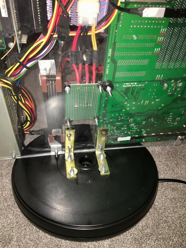 [03/11/2017] Update vom 5.11.2017: Das PC-Gehäuse dreht sich (19)