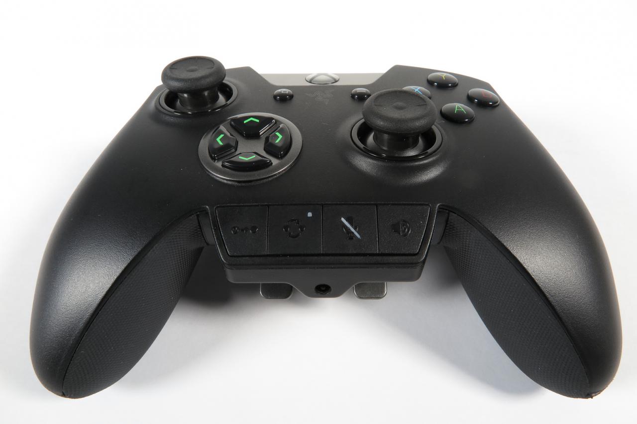 <strong>Razer Wolverine Ultimate im Test:</strong>&nbsp;Sichert sich Razer mit dem neuen RGB-Edel-Gamepad die Controller-Krone? (19)