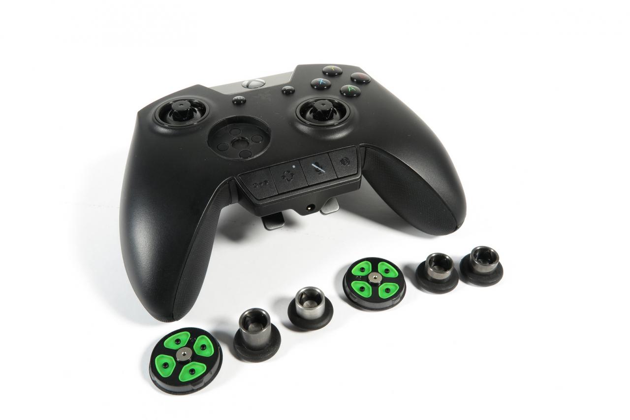 [29/11/2017] Razer Wolverine Ultimate im Test:&nbsp;Sichert sich Razer mit dem neuen RGB-Edel-Gamepad die Controller-Krone? (13)
