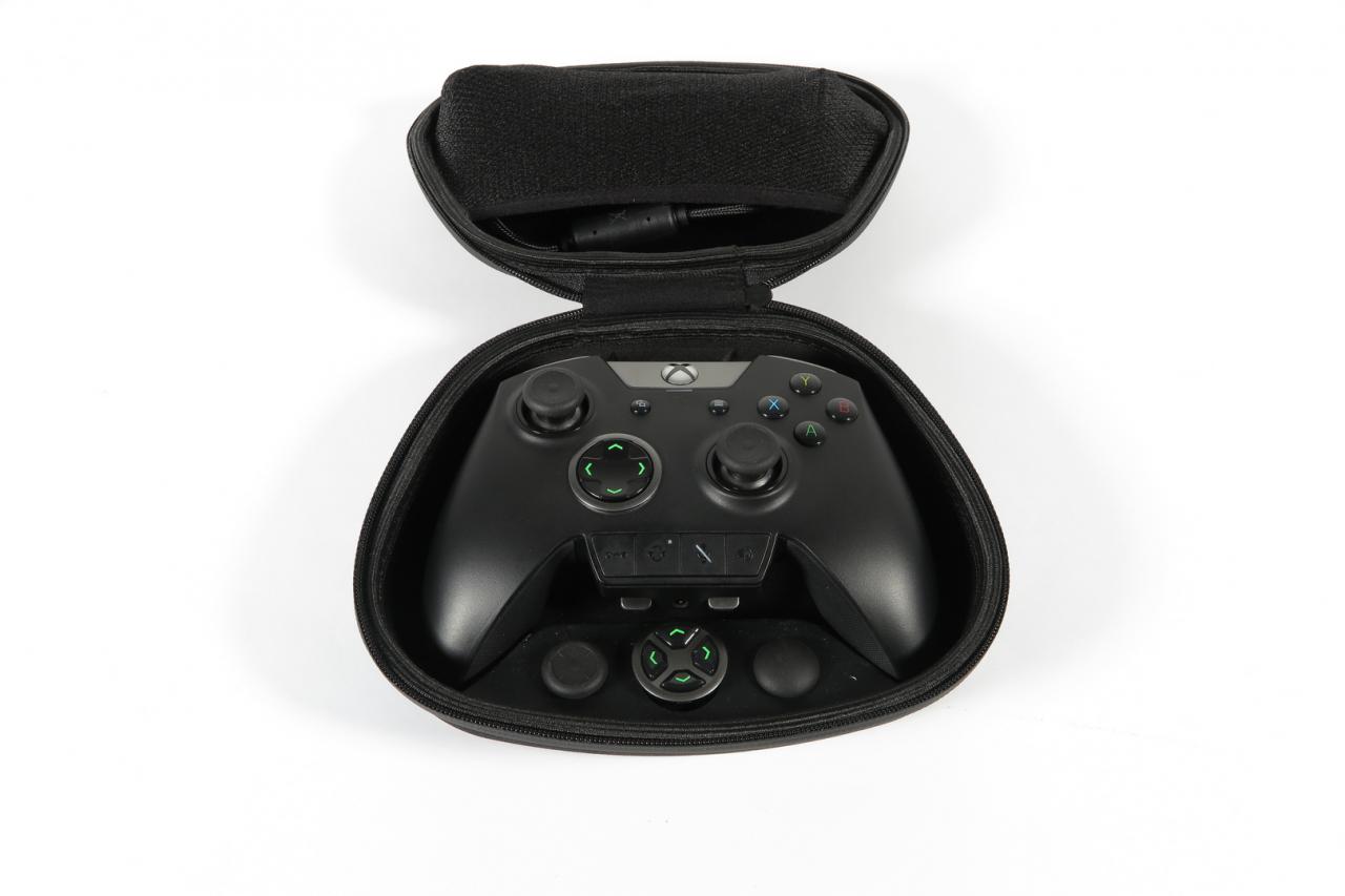 [29/11/2017] Razer Wolverine Ultimate im Test:&nbsp;Sichert sich Razer mit dem neuen RGB-Edel-Gamepad die Controller-Krone? (15)