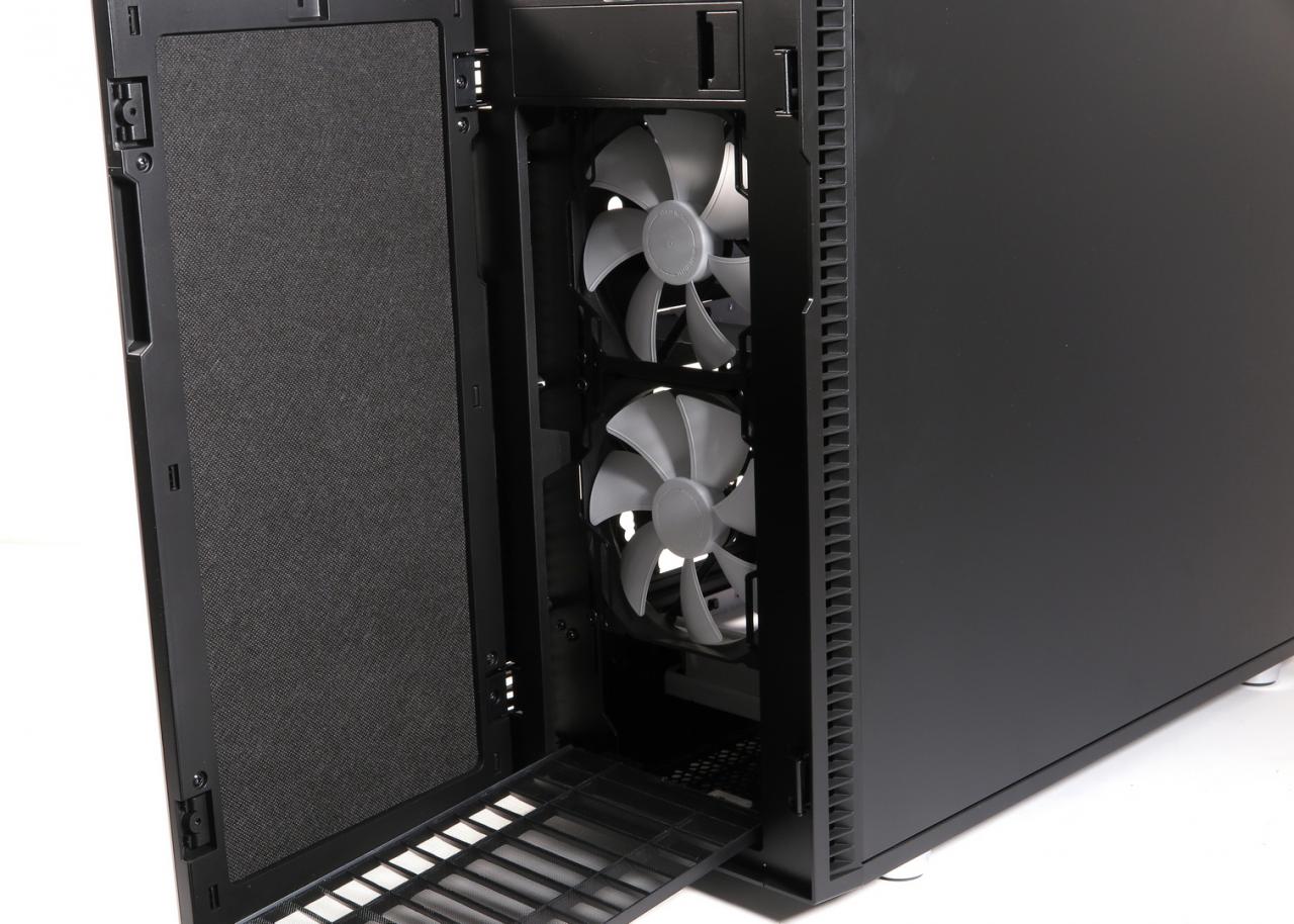 [19/12/2017] Fractal Design Define R6 Black TG (zzgl. Flex VRC-25 GPU Riser Kit) (14)