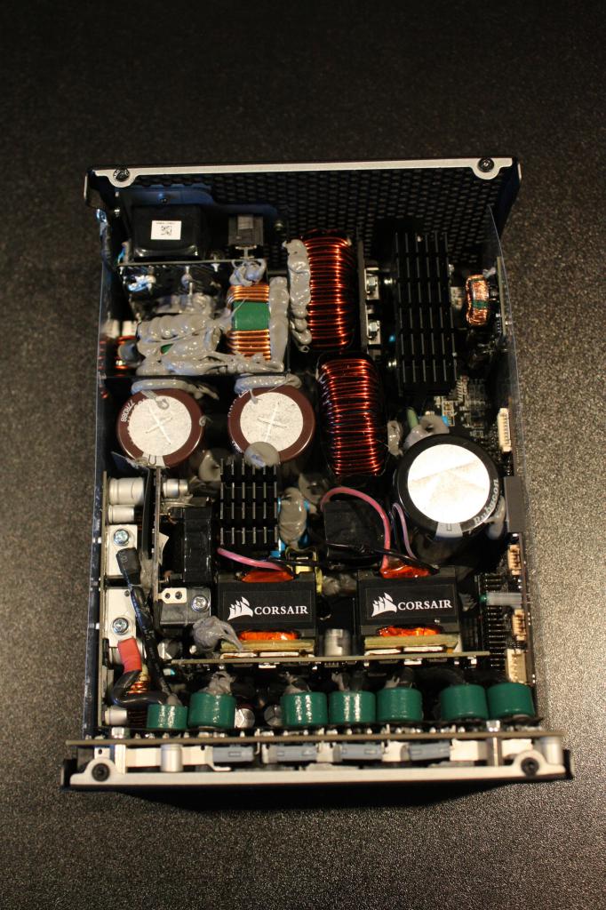 [12/01/2018] AX1600i 03