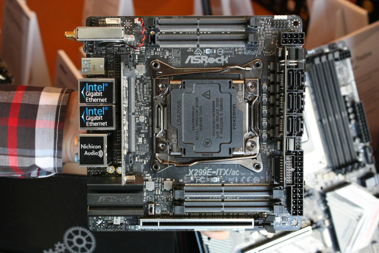 [12/01/2018] Asrock X299E ITXac 01