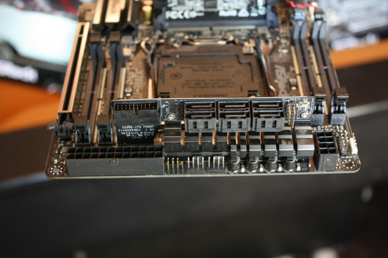 [12/01/2018] Asrock X299E ITXac 04