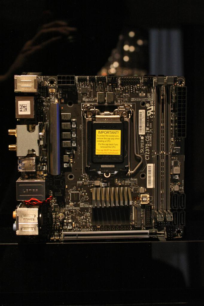 [11/01/2018] C7Z370 CG IW 01 (1)