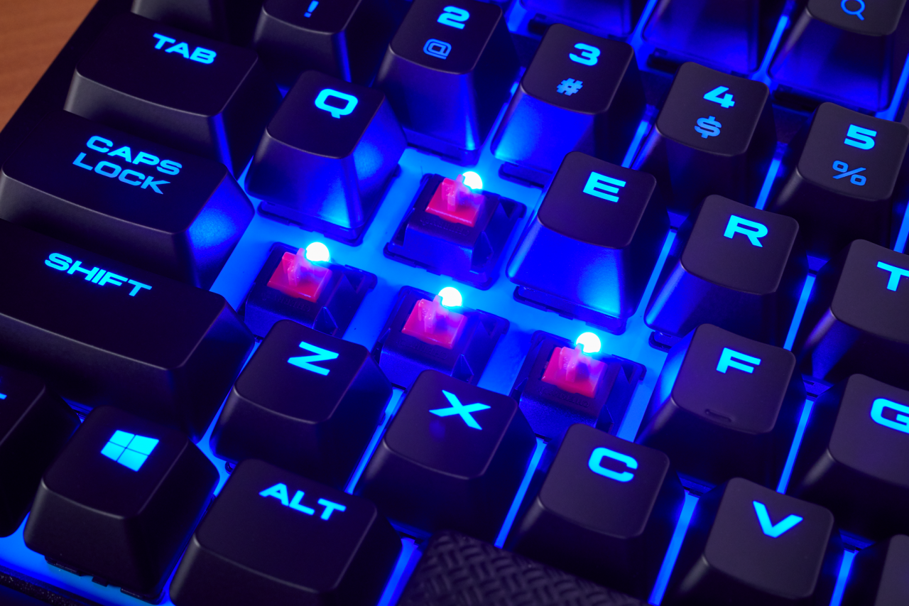 [09/01/2018] K63 Wireless NA Lifestyle 08