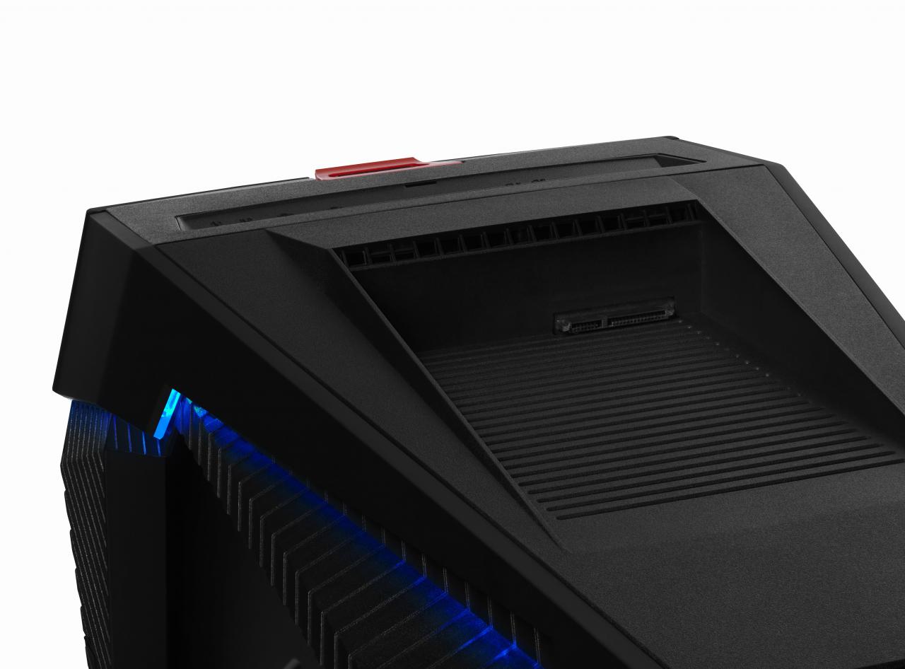 [02/01/2018] Medion Erazer X87002: Teurer High-End-Komplett-PC mit Core i9-Prozessor, GTX 1080 Ti und AiO-Wakü (7)
