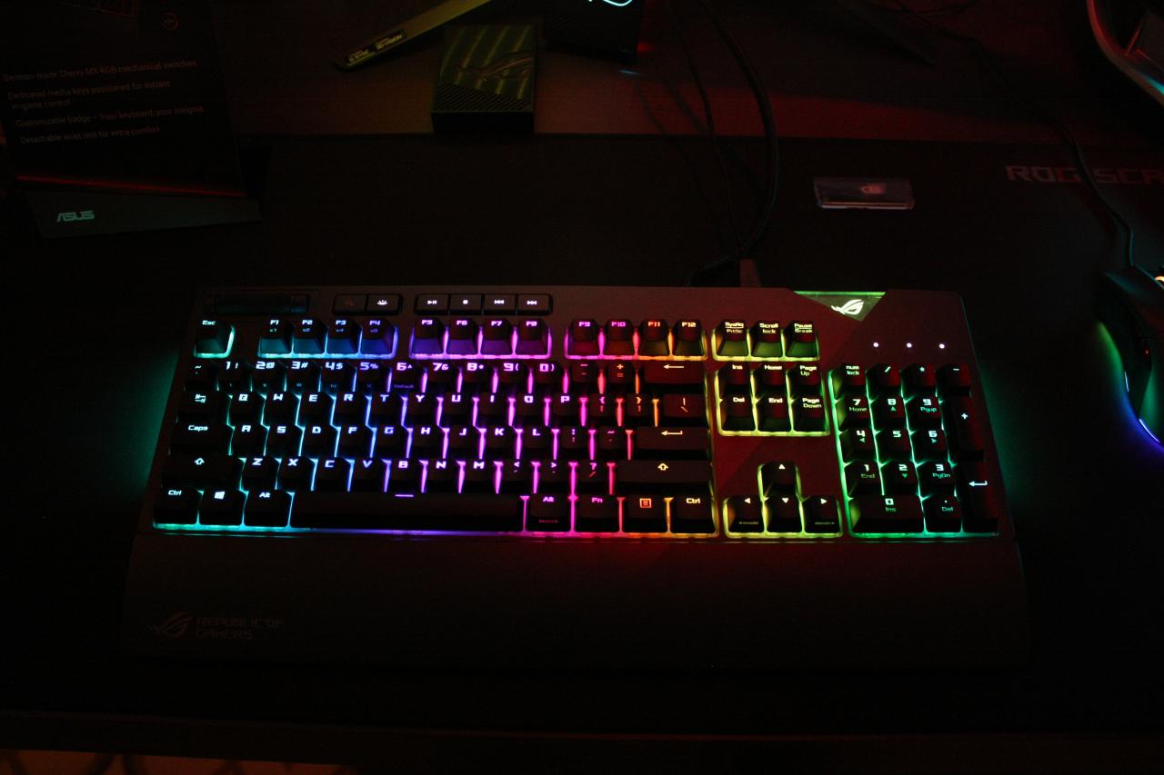 [17/01/2018] ROG Strix Flare 01