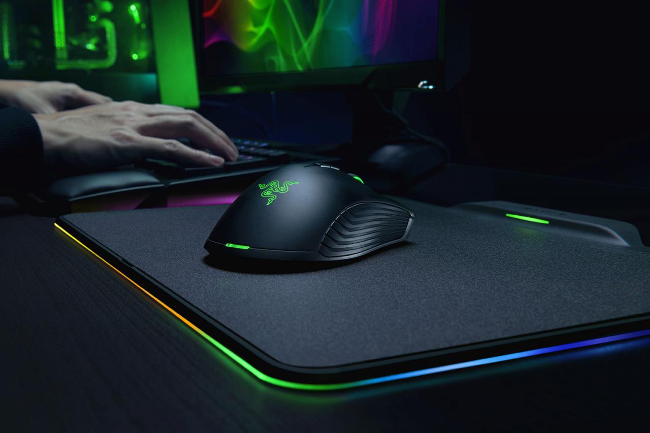 [11/01/2018] Razer Mamba und Firefly Hyperflux: Razers drahtlose Maus mit bunt beleuchtetem Induktionslade-Pad im Test (22)