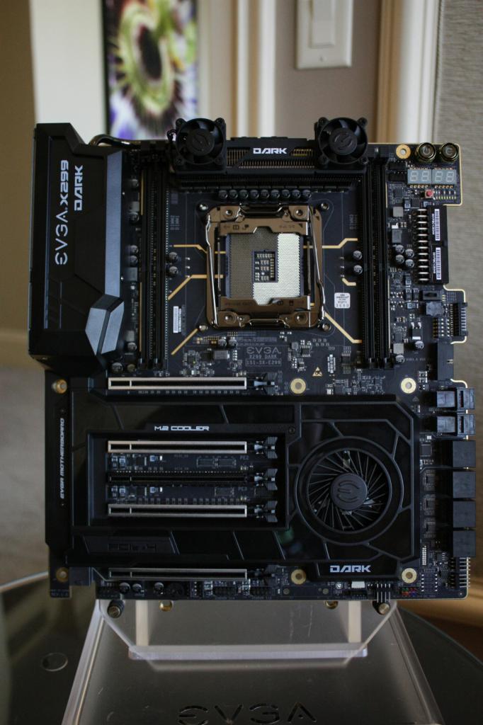[16/01/2018] X299 Dark 01