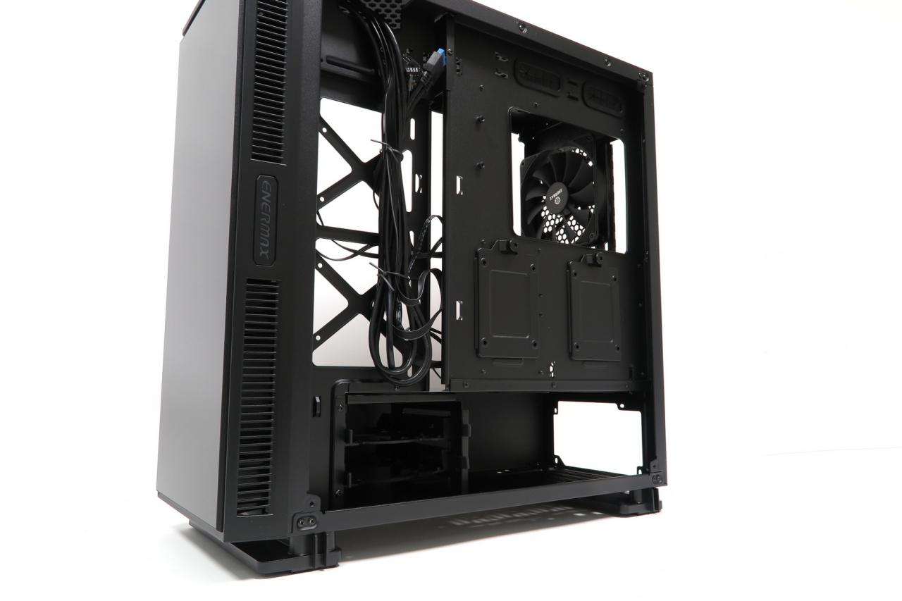 [01/03/2018] Enermax Equilence: Leiser Midi-Tower mit Panoramablick getestet (16)
