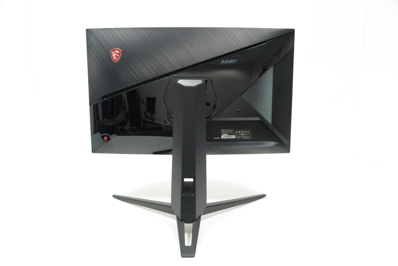[21/03/2018] MSI Optix MPG27CQ im Test: Steelseries-RGB und Software-OSD (3)