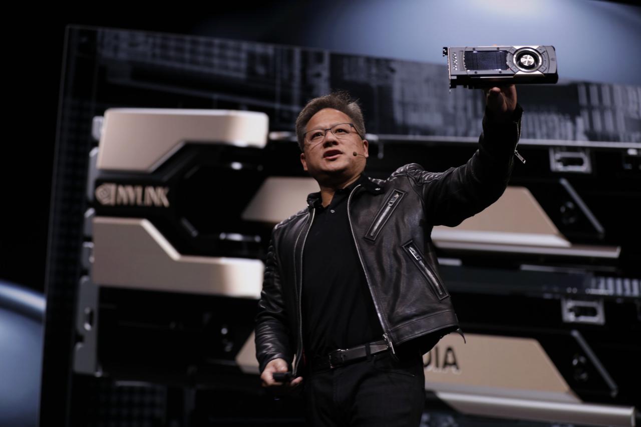 [28/03/2018] Statt Geforce 2018: Nvidia Quadro GV100 mit 32 GiByte HBM2 und Volta-GPU (5)