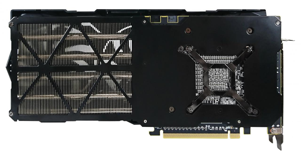 [22/03/2018] Powercolor Radeon RX Vega 56 Red Dragon: Kurzes, aber hohes PCB mit überstehendem Kühler (5)