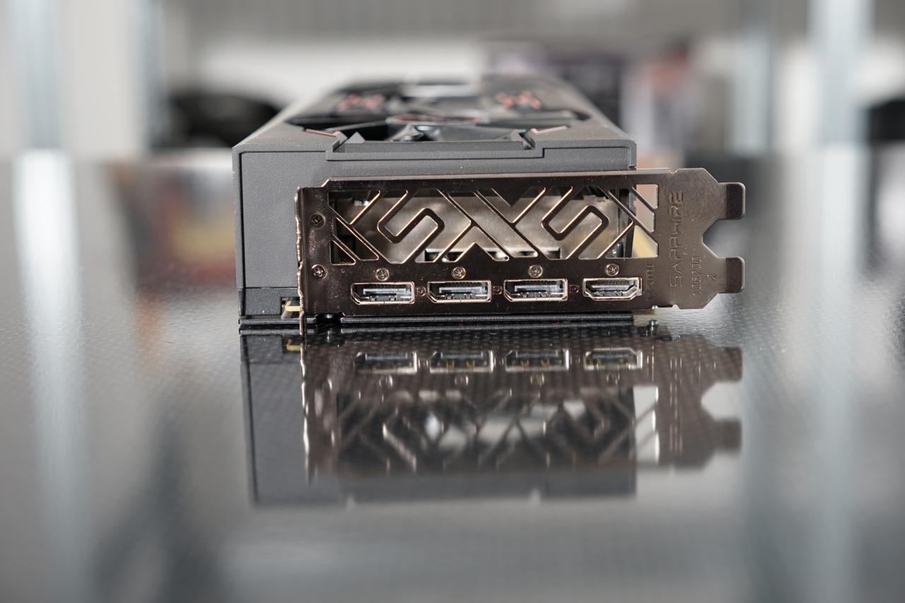 [09/03/2018] Sapphire Radeon RX Vega 56 Pulse mit Mini-PCB im PCGH-Testlabor (2)