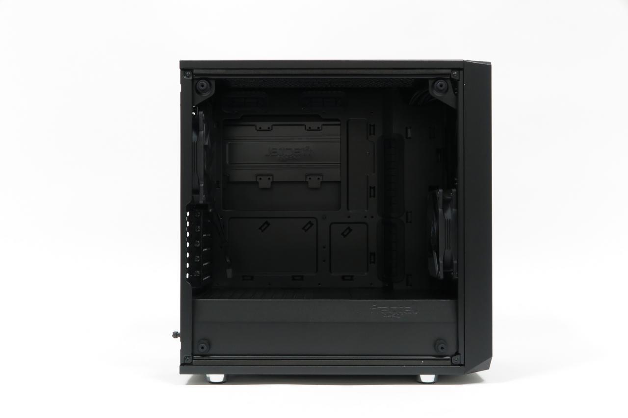 [25/04/2018] Fractal Design Meshify C Mini: Innenraum (Volumen: 35,73 Liter)