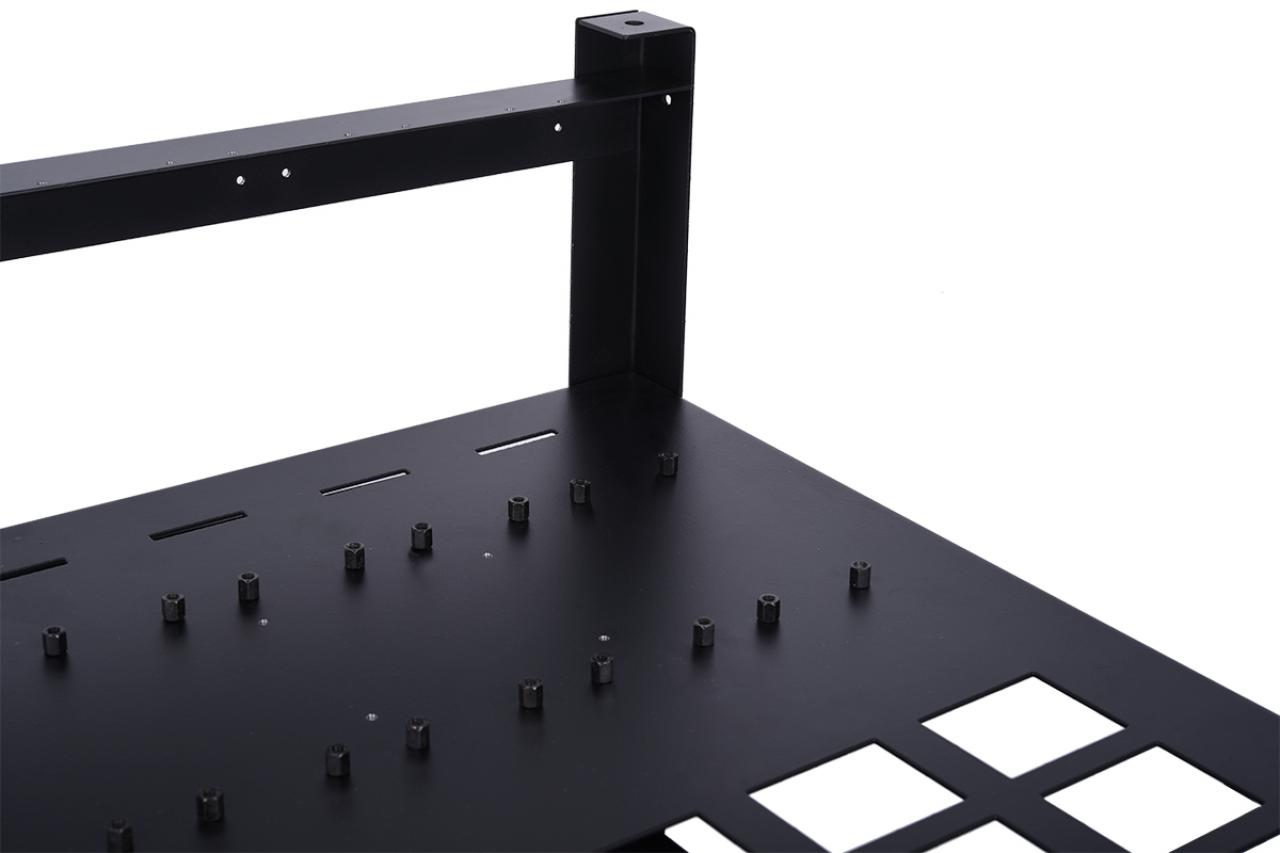 [06/04/2018] Alphacool Mining Rig 12: Offenes Gehäuse für zwei Mining-Systeme mit 12 GPUs (6)