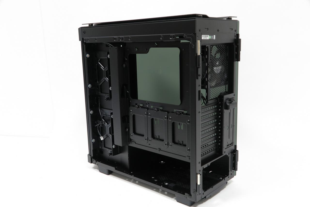 [06/04/2018] Corsair Obsidian 500D: Edles, großräumiges Hardware-Heim mit viel Aluminium und Glas im Test (14)
