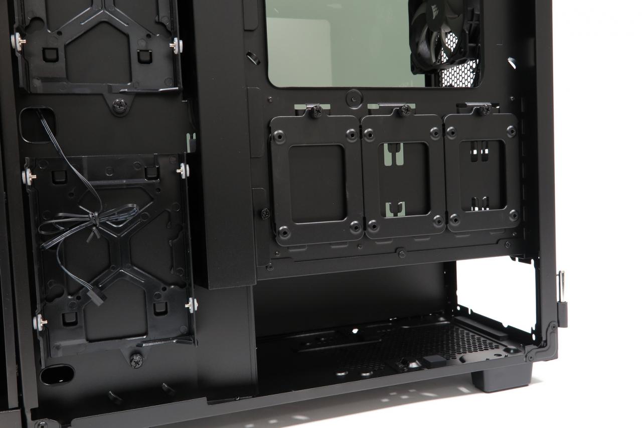 [06/04/2018] Corsair Obsidian 500D: Edles, großräumiges Hardware-Heim mit viel Aluminium und Glas im Test (16)