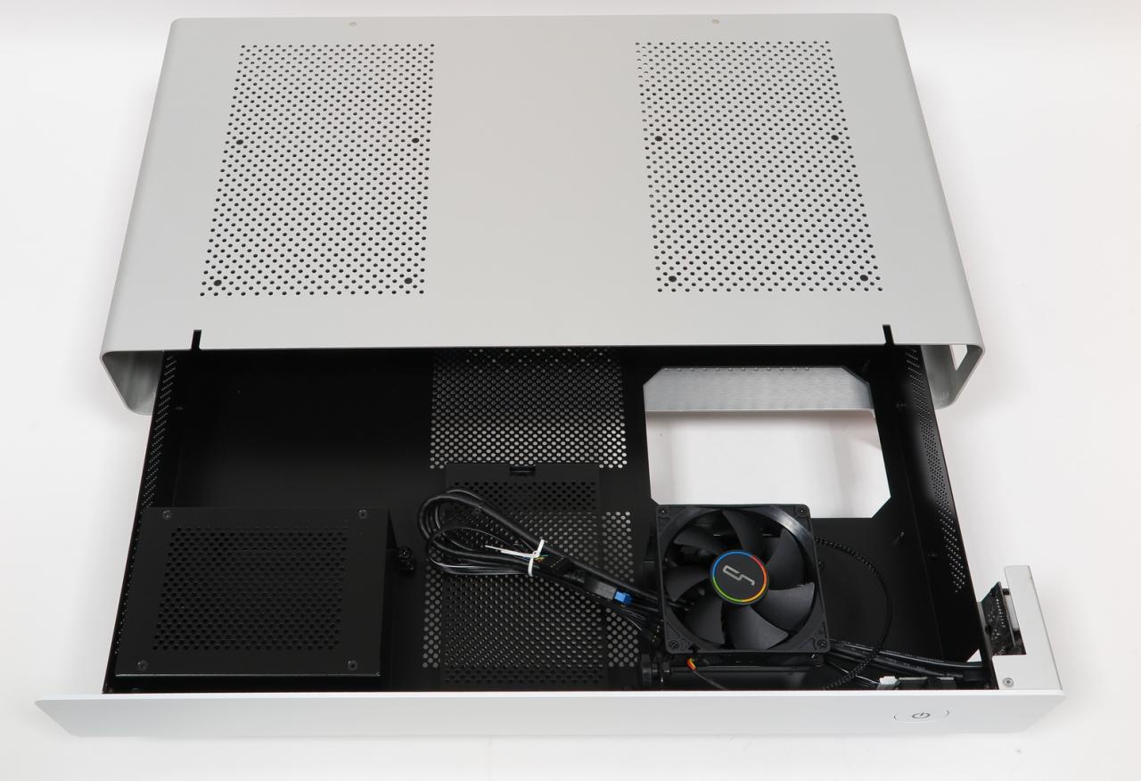 Cryorig Taku: Designer-Desktop-Gehäuse mit Holzfüßen im Praxistest (18)