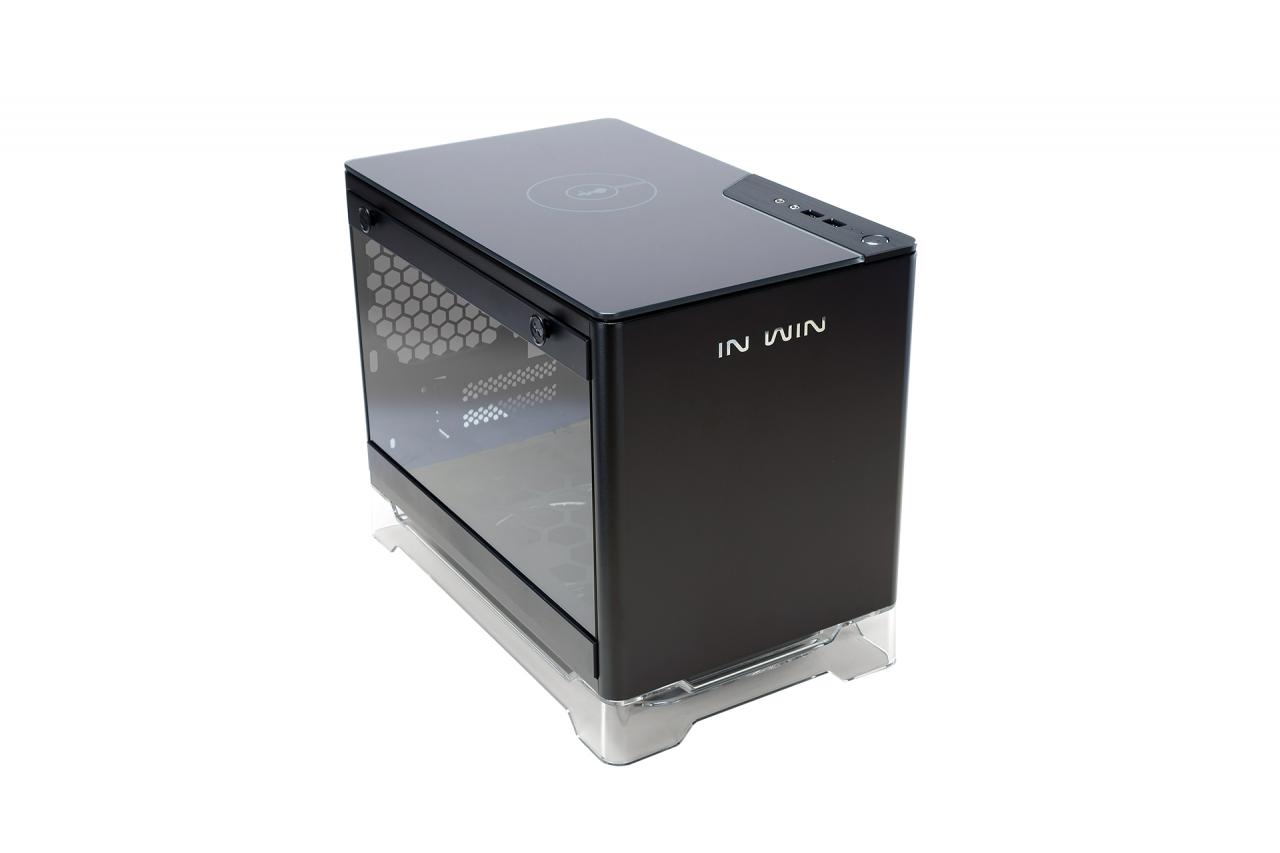 [06/05/2018] In Win: Neues ITX-Gehäuse A1 mit integriertem Netzteil vorgestellt (7)