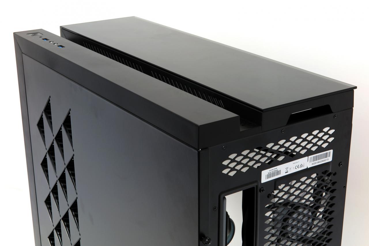 [29/05/2018] Deepcool New Ark 90: Big-Tower mit bunt beleuchteter Kompaktwasserkühlung im Test (22)