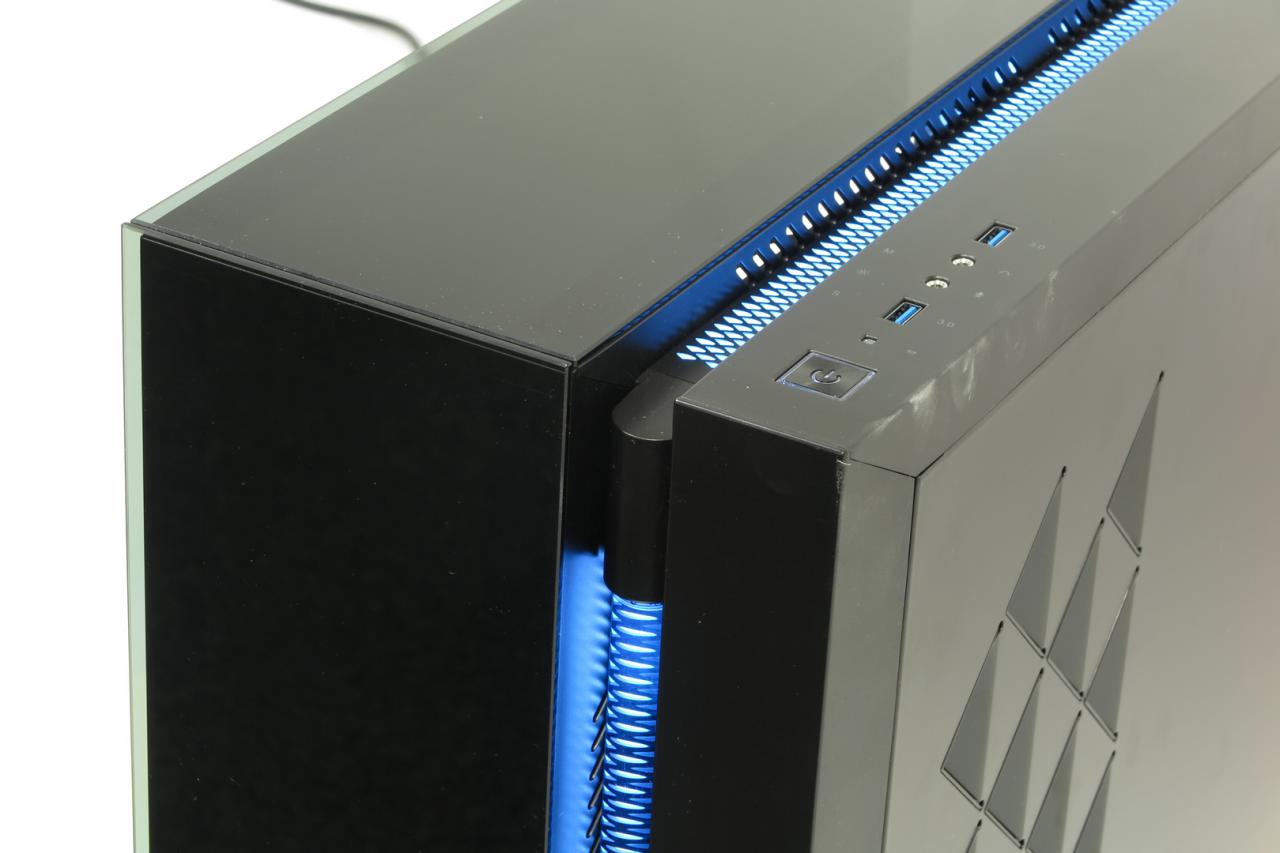[29/05/2018] Deepcool New Ark 90: Big-Tower mit bunt beleuchteter Kompaktwasserkühlung im Test (30)