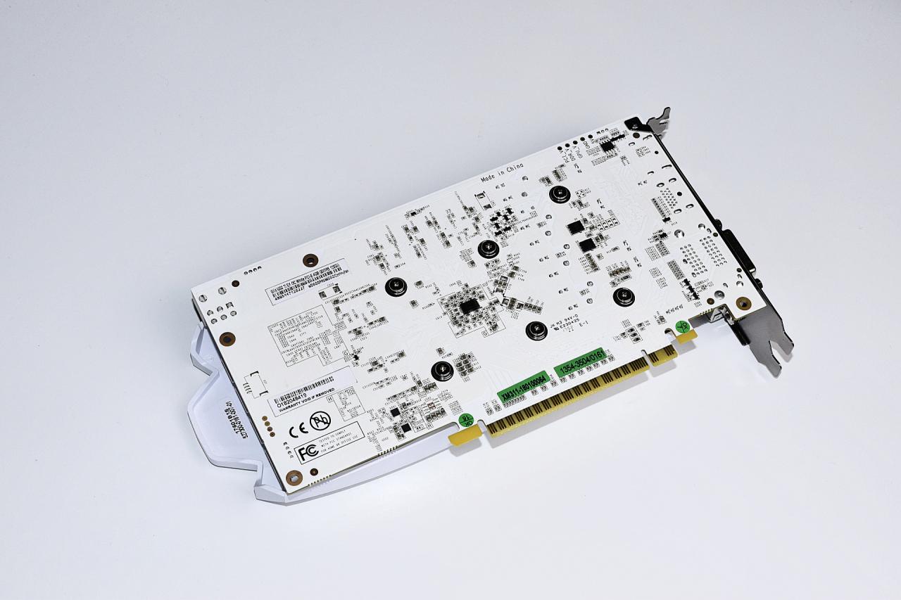 [07/05/2018] KFA² Geforce GTX 1050 Ti EXOC White (7)