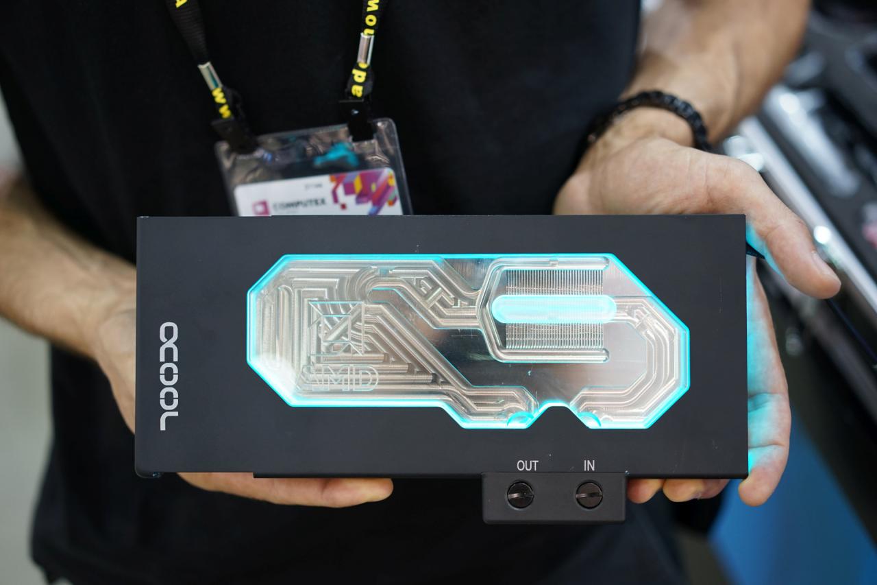 [08/06/2018] Alphacool Eisblock GPX für AMDs Radeon RX Vega 64/56