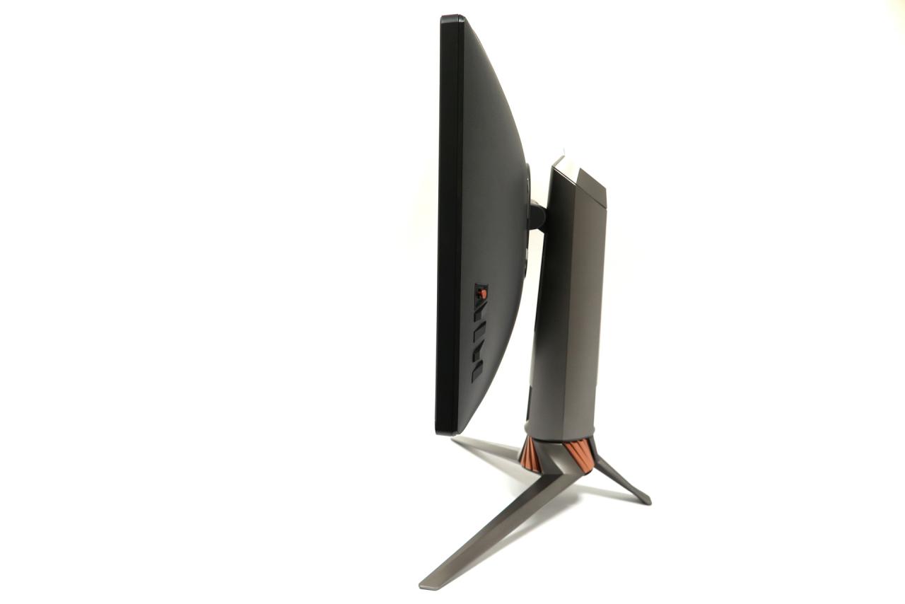 [16/06/2018] Asus ROG Swift PG27UQ: Rechte Seite