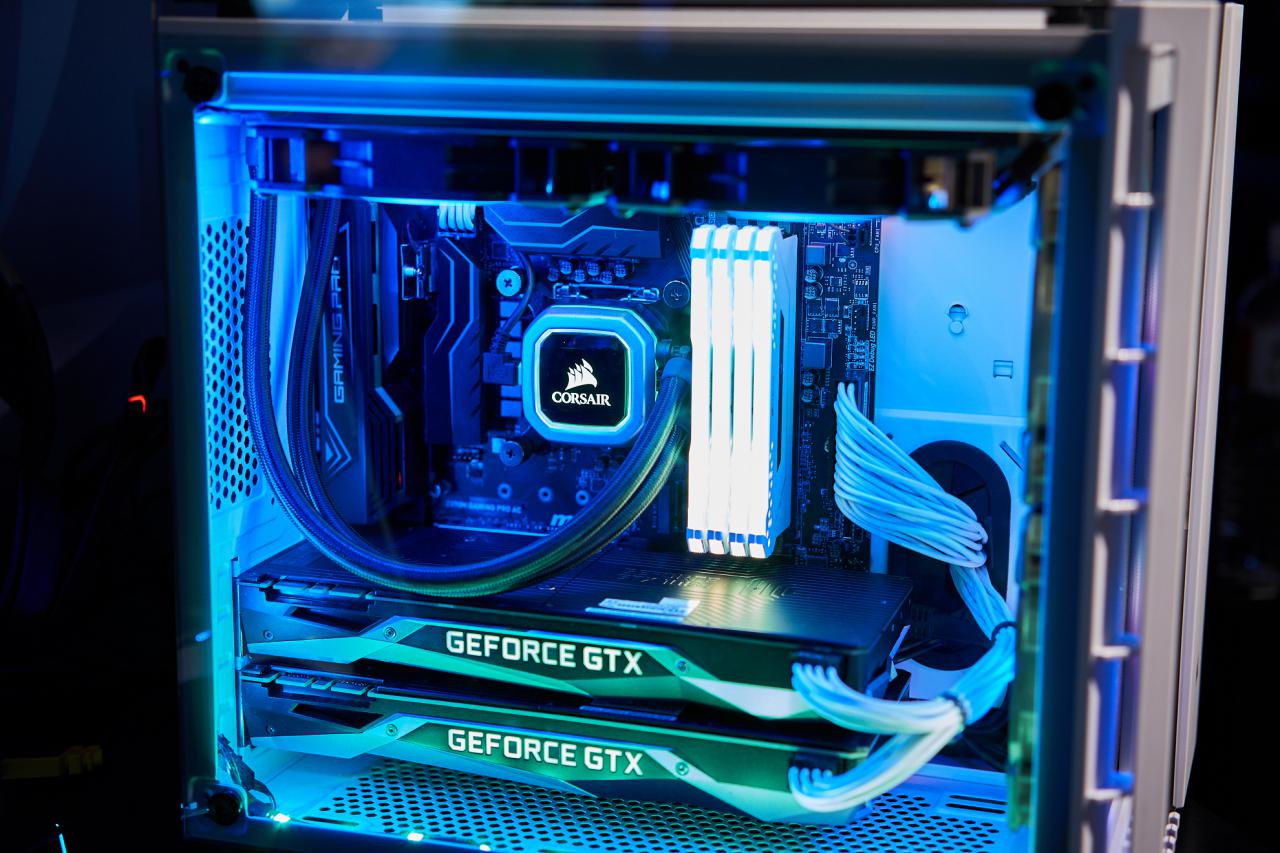 [12/06/2018] Corsair auf der Computex 2018: RGB-Pro-RAM, erstes SFX-Netzteil mit 80 Plus Platinum & mehr (1)