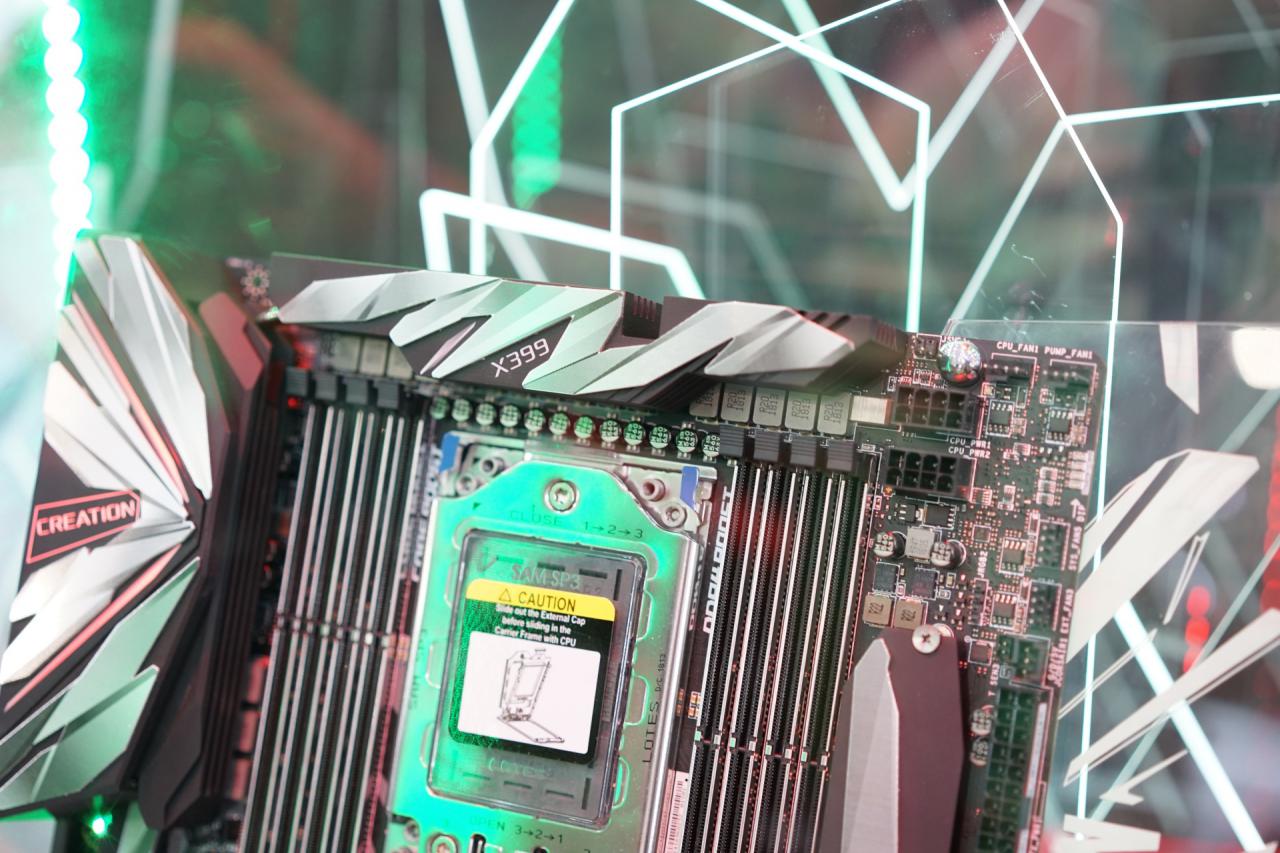 [07/06/2018] MSI MEG X399 Creation: 19 VRM-Phasen mit riesigem Kühlkörper (4)