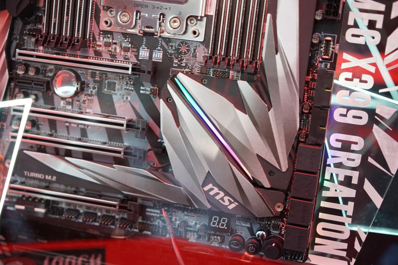 [07/06/2018] MSI MEG X399 Creation: 19 VRM-Phasen mit riesigem Kühlkörper (5)