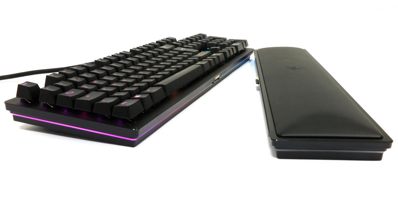 [27/06/2018] Razer Huntsman Elite: Razers neues Tastaturflaggschiff mit optisch-mechanischen Schaltern im Test (4)