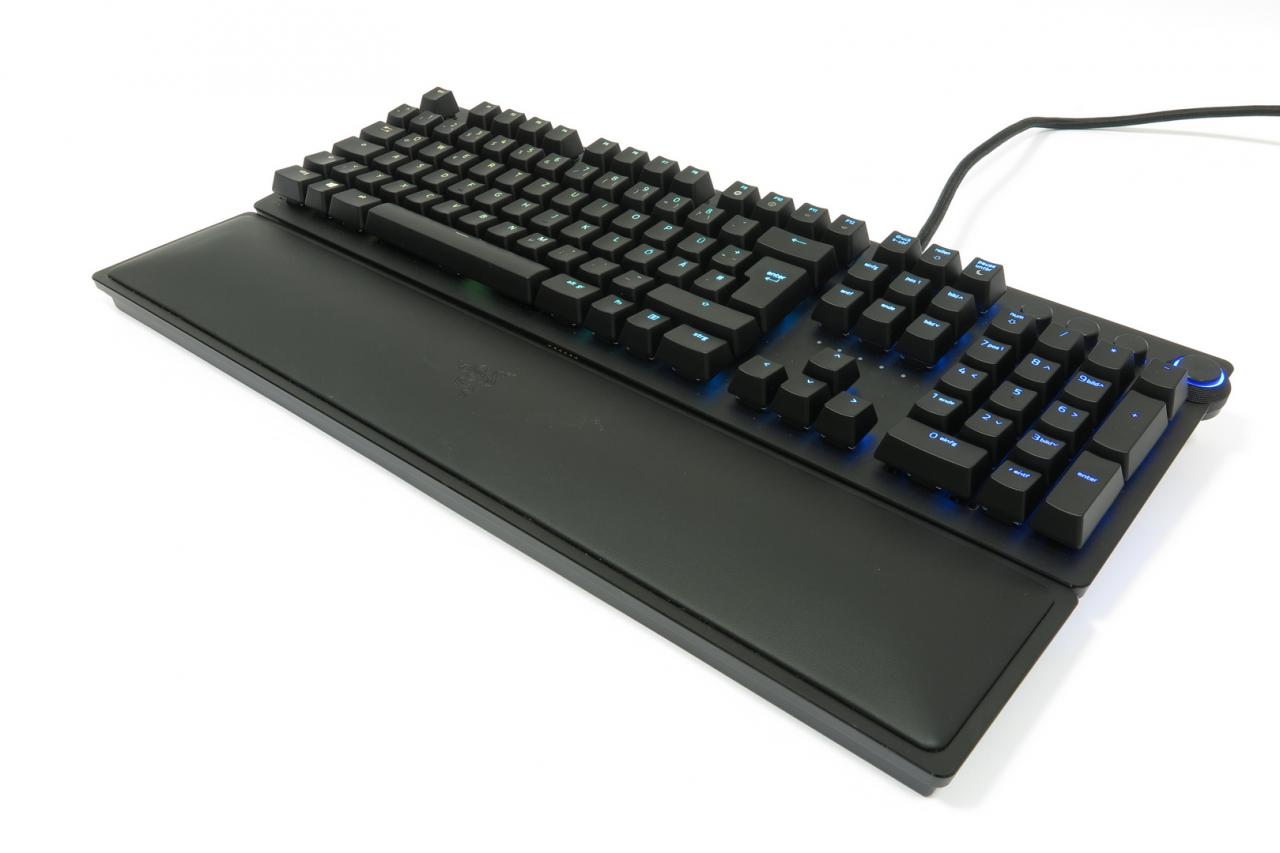 [27/06/2018] Razer Huntsman Elite: Razers neues Tastaturflaggschiff mit optisch-mechanischen Schaltern im Test (7)