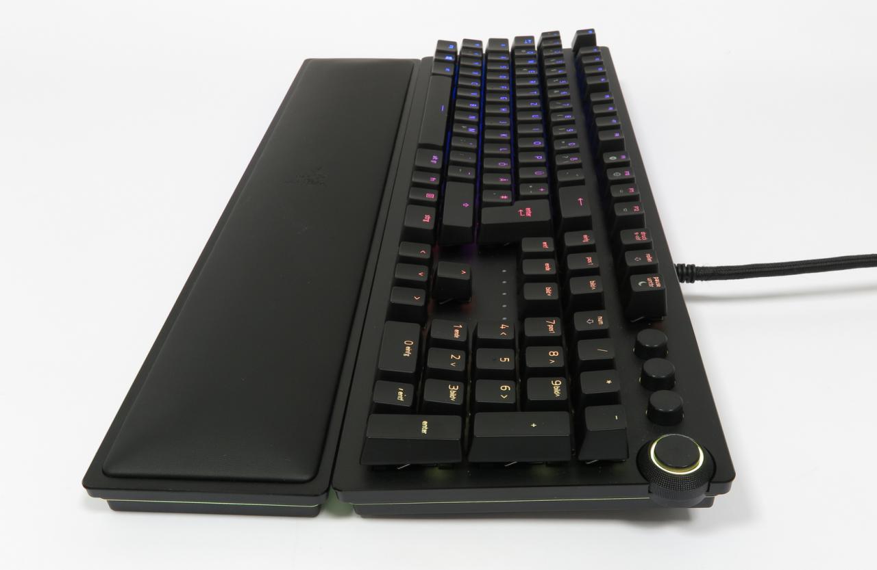 [27/06/2018] Razer Huntsman Elite: Razers neues Tastaturflaggschiff mit optisch-mechanischen Schaltern im Test (5)