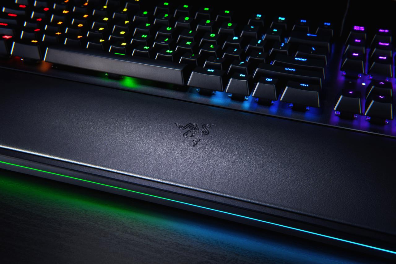 [27/06/2018] Razer Huntsman Elite: Razers neues Tastaturflaggschiff mit optisch-mechanischen Schaltern im Test&nbsp;(38)